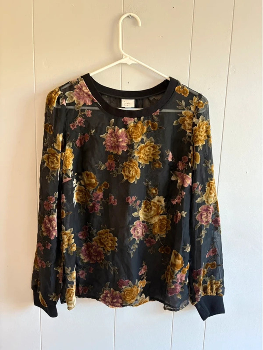Womens Small A New day Floral Long Sleeve Sheer Black Blouse